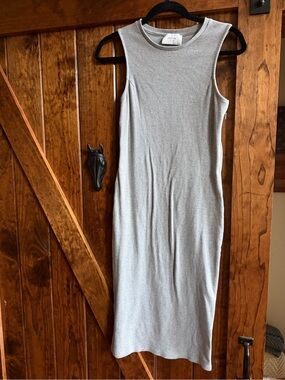 Legoe heritage Sleeveless Gray Ribbed Midi maternity dress